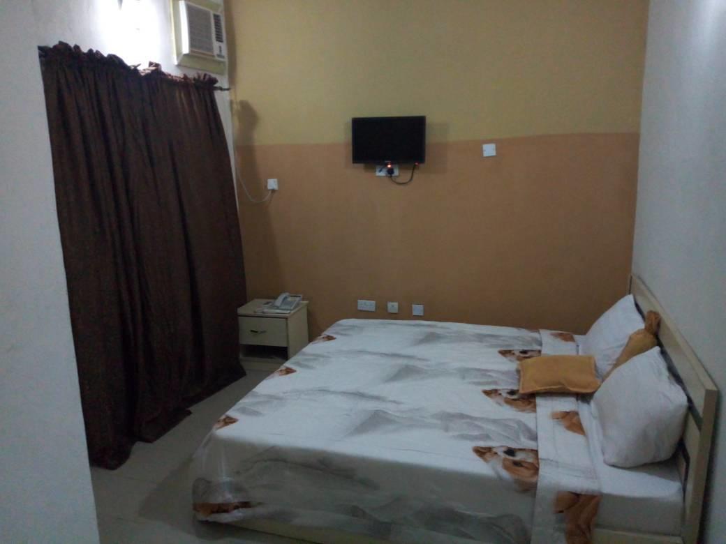 Buggatti Hotel And Suit Port Harcourt Exterior foto